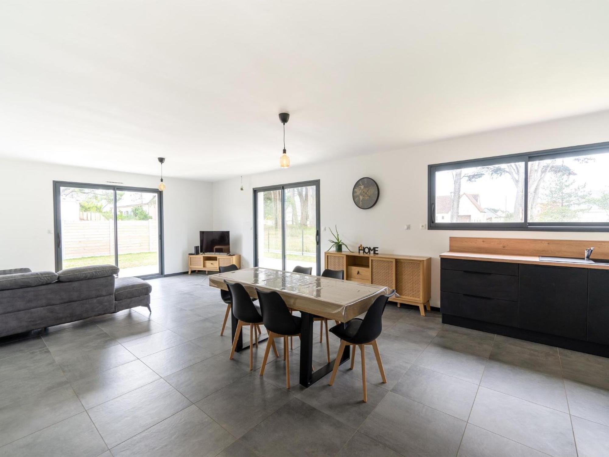 Attractive Holiday Home Near The Normandy Beach Saint-Germain-sur-Ay Εξωτερικό φωτογραφία